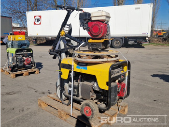 Equipamento de construção Pallet of Power Trowel, Generator, Power Washer: foto 4