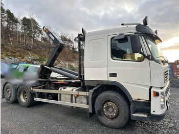 Camião polibenne VOLVO FM12