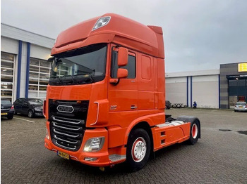 Tractor DAF XF 460