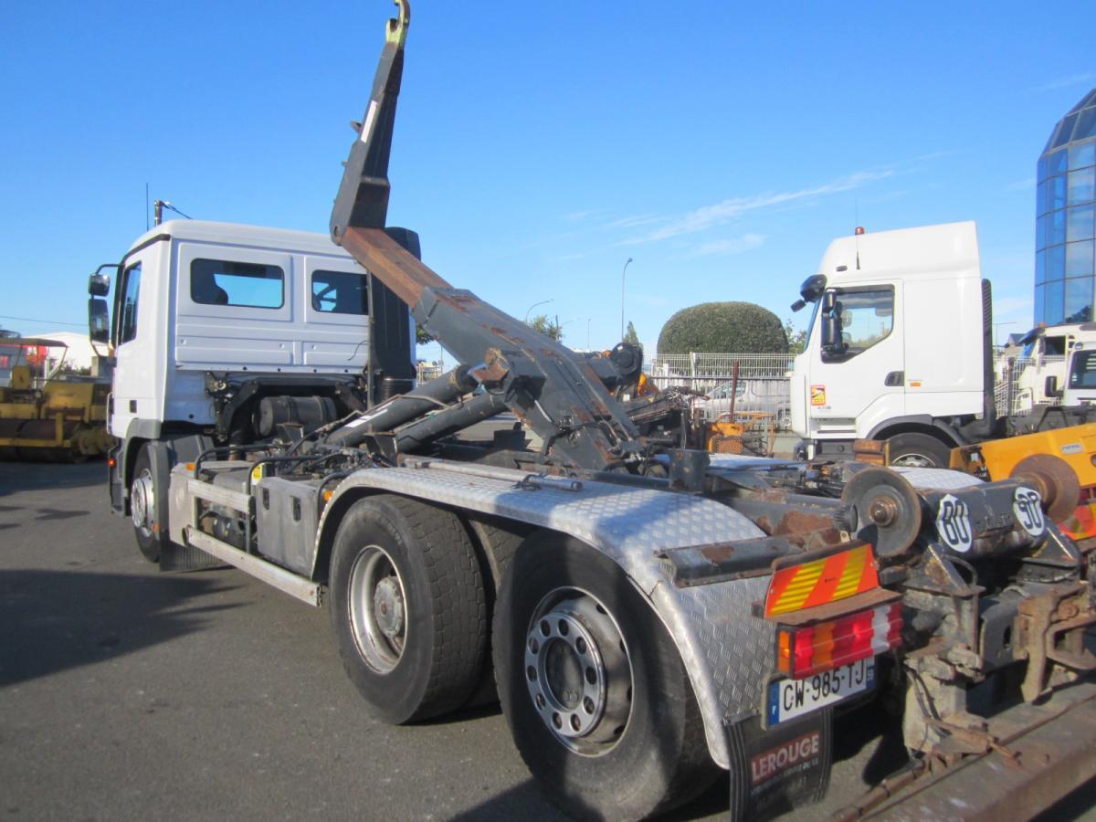 Camião polibenne Mercedes Actros: foto 6