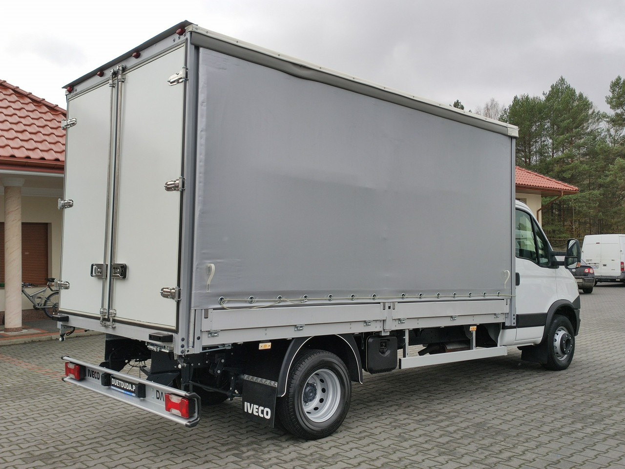 Locação financeira de Iveco Daily 70C18 V H Iveco Daily 70C18 V H: foto 12