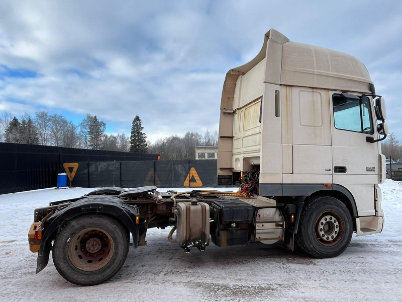 Tractor DAF XF 105.410 4x2 NOT ROADWORTHY ! / HYDRAULICS: foto 6