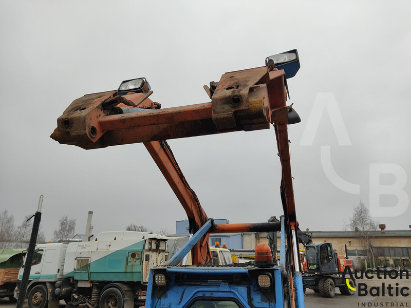 Mini escavadeira New Holland LS 185 B: foto 9