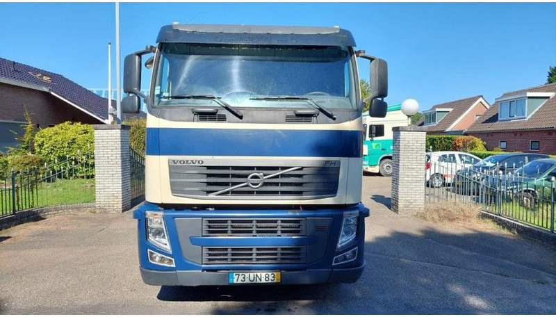 Tractor Volvo FH 12.420: foto 6