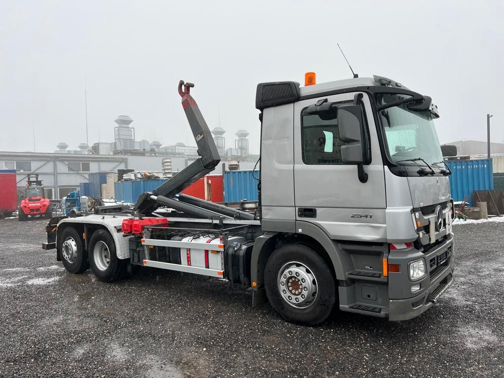 Camião polibenne Mercedes-Benz 2541 6X2 VDL Abroller mit Hydr. Verriegelung: foto 9