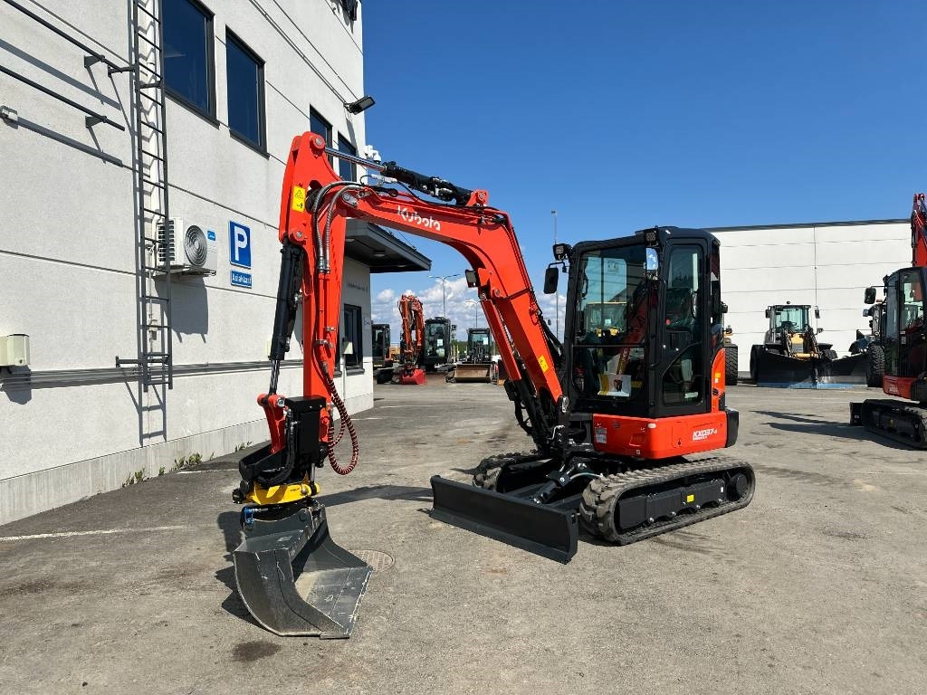 Mini escavadeira novo Kubota KX 037-4 Uutuus malli varusteilla: foto 8