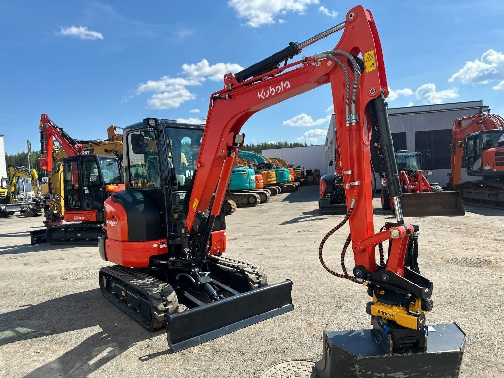 Mini escavadeira novo Kubota KX 037-4 Uutuus malli varusteilla: foto 7