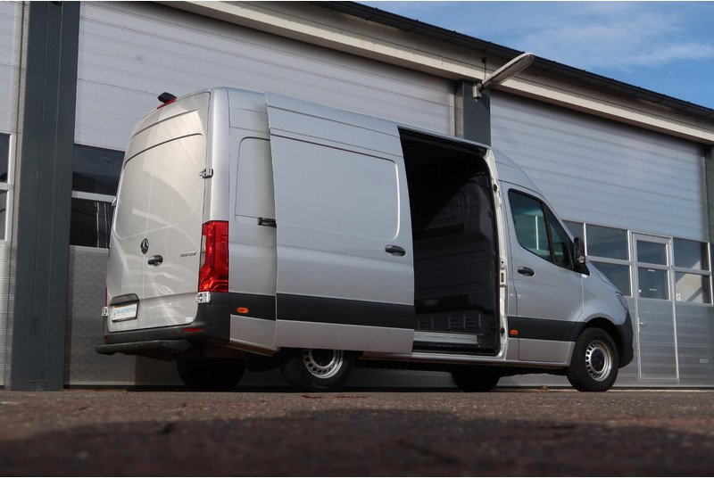 Furgão Mercedes-Benz Sprinter 319 3.0 CDI L2H2 V6 AUT/ 360/ LED/ MBUX/ ACC/ CLIMA/ STANDKACH: foto 11