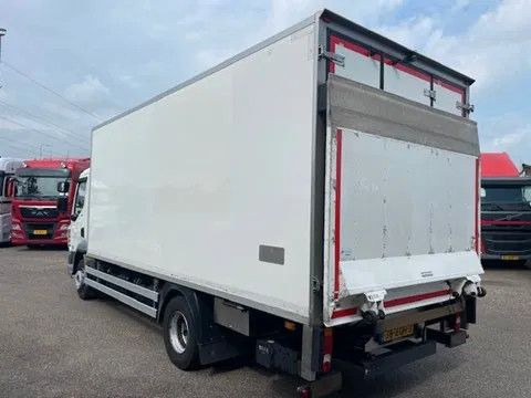 Camião frigorífico DAF LF 210 Frigo/Laadlift/Konvekta koelmachine/Top T: foto 14