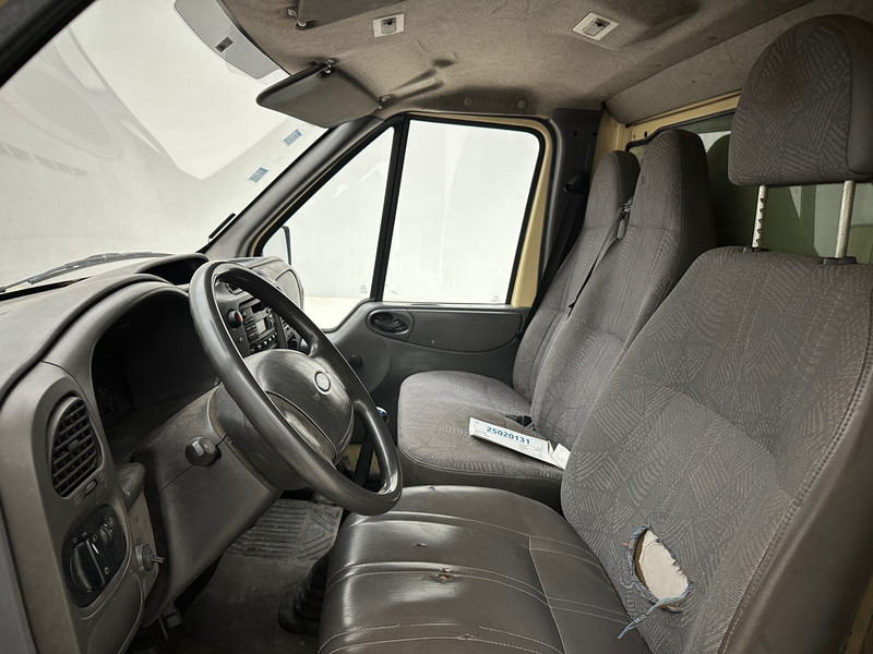 Carrinha de contentor Ford Transit 90T350: foto 10