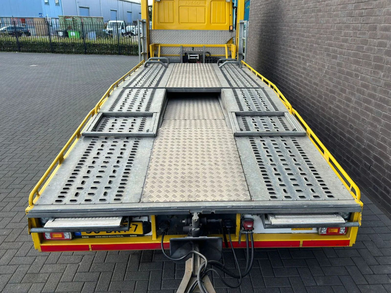 Locação financeira de  Iveco EuroCargo 120 -280 4X2 WITTEVEEN AUTOTRANSPORTER Iveco EuroCargo 120 -280 4X2 WITTEVEEN AUTOTRANSPORTER: foto 19