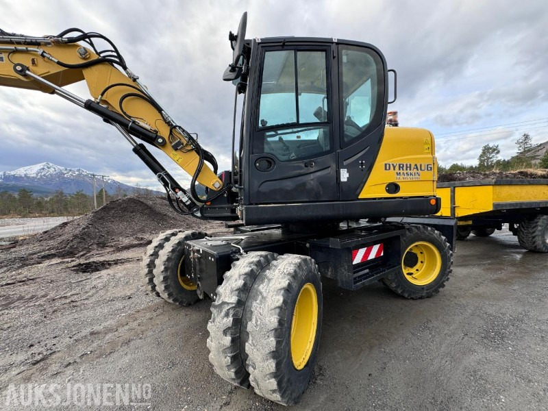 Escavadeira 2019 Yanmar B110W Hjulgraver - Firehjulsstyring - Sentralsmøring - Dumperhenger - Tiltrotator - Pusskuffe - Smalskuffe - Graveskuffe - Hydraulisk vibroplate - Pallegafler: foto 8