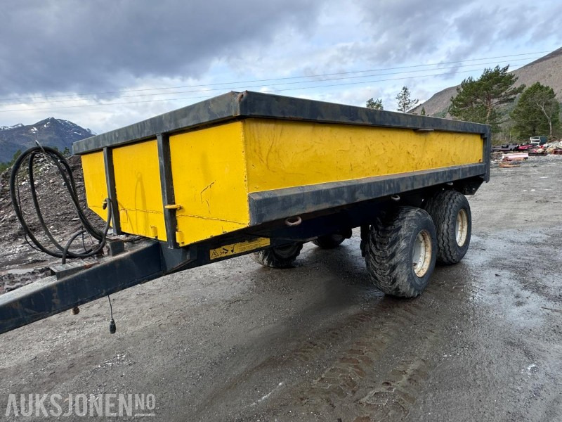 Escavadeira 2019 Yanmar B110W Hjulgraver - Firehjulsstyring - Sentralsmøring - Dumperhenger - Tiltrotator - Pusskuffe - Smalskuffe - Graveskuffe - Hydraulisk vibroplate - Pallegafler: foto 16