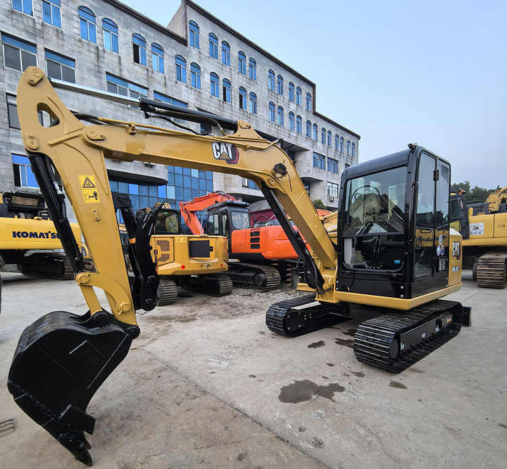 Escavadora de rastos Original Mini Digger caterpillar 305.5 e2 for sale Used cat 305.5e2 Hydraulic Crawler Excavator 5.5 ton excavator: foto 6