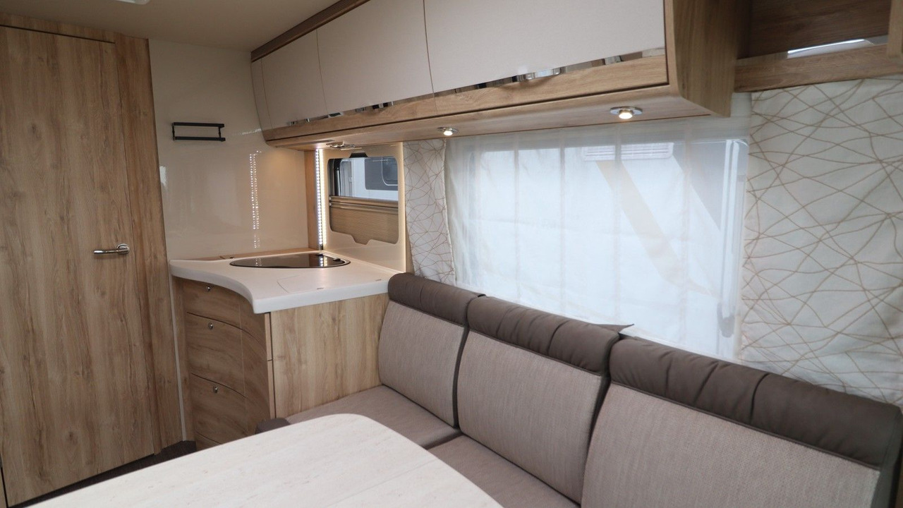 Autocaravana integral Eura Mobil Integra Line 695 LF Backofen Stützen NAVI KAMERA: foto 19