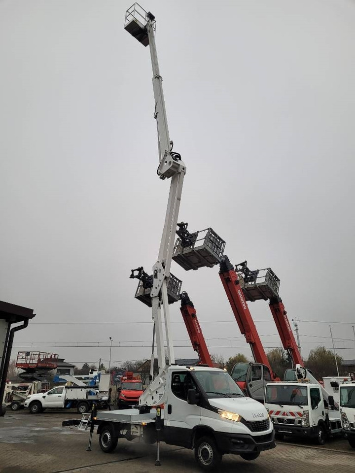 Caminhão com plataforma aérea Socage ForSte 20D SPEED - 20m Iveco 35S14 - bucket truck: foto 9