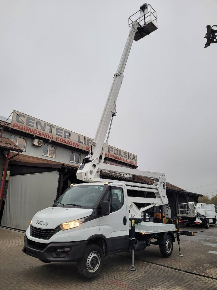 Caminhão com plataforma aérea Socage ForSte 20D SPEED - 20m Iveco 35S14 - bucket truck: foto 7