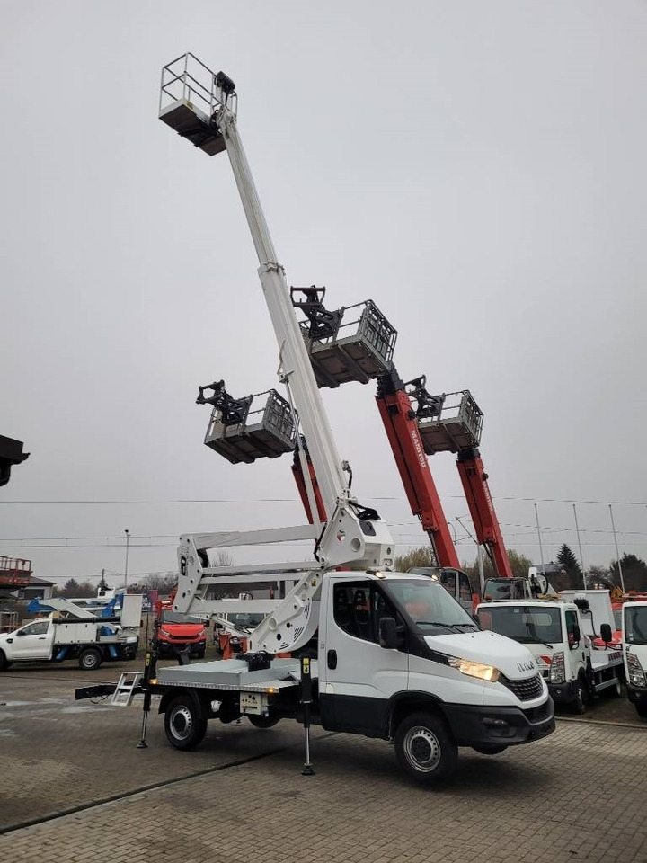 Caminhão com plataforma aérea Socage ForSte 20D SPEED - 20m Iveco 35S14 - bucket truck: foto 6