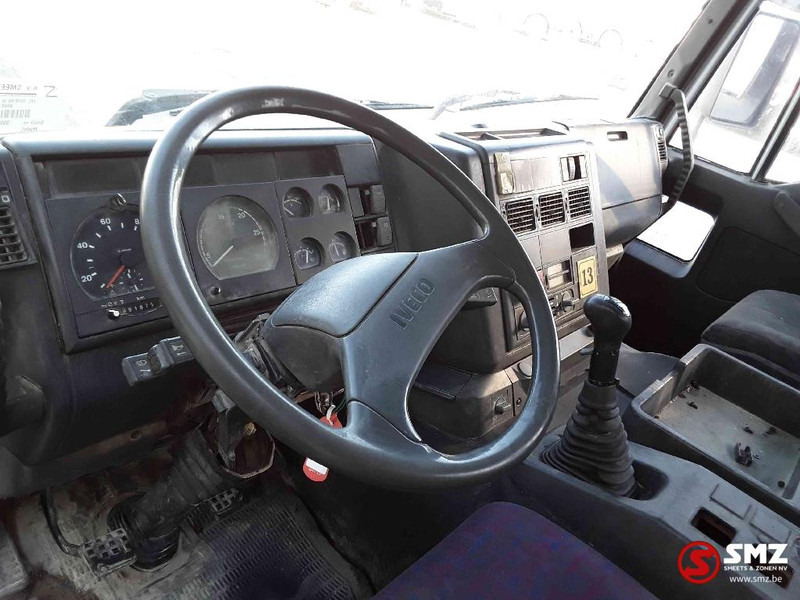 Camião betoneira Iveco Eurotrakker 260 E 34 manual pump: foto 9