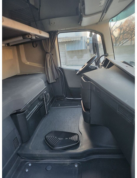 Cabine e interior para Camião Volvo FH: foto 13