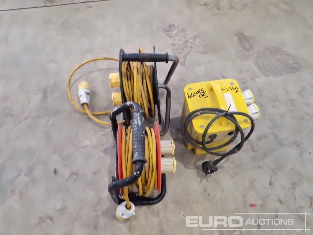 Equipamento de construção 110 Volt Transformer, 110 Volt Extention Leads (3 of): foto 6