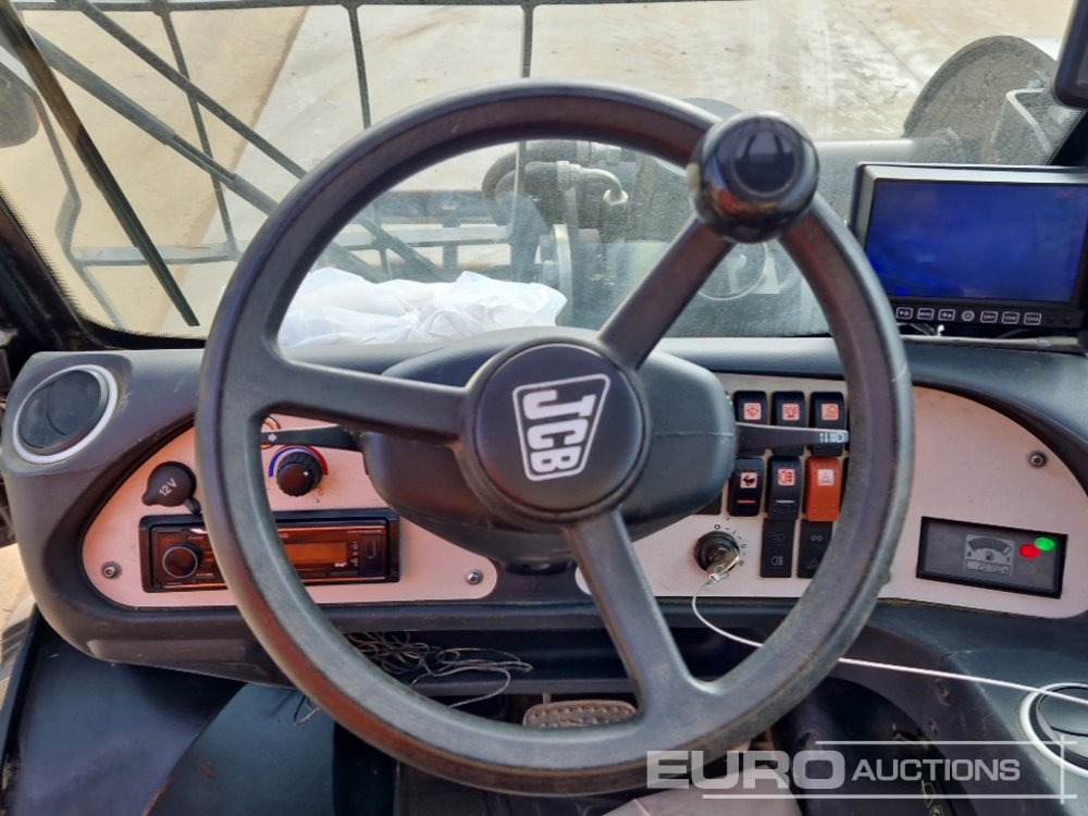 Empilhador telescópico 2019 JCB 520-40: foto 29