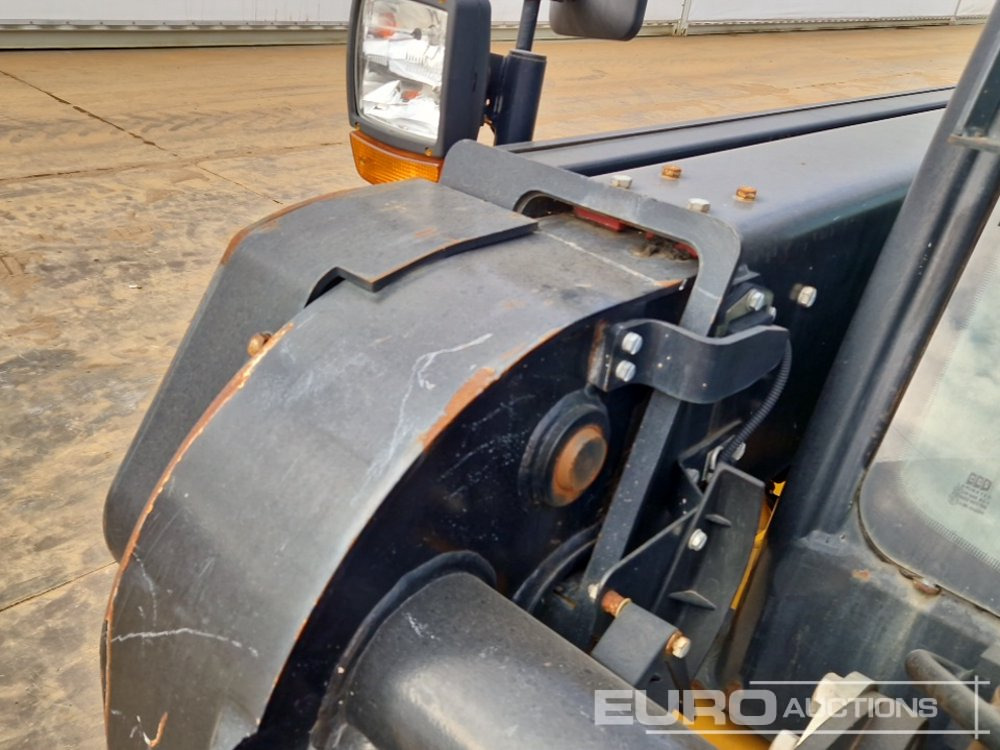 Empilhador telescópico 2019 JCB 520-40: foto 18