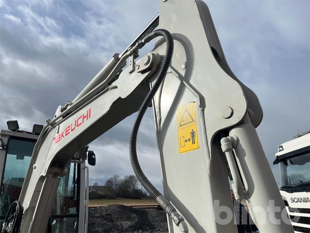 Mini escavadeira Takeuchi TB228: foto 40